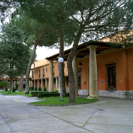 Hotel De 4*