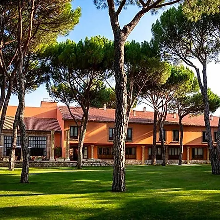 Hotel De 4*