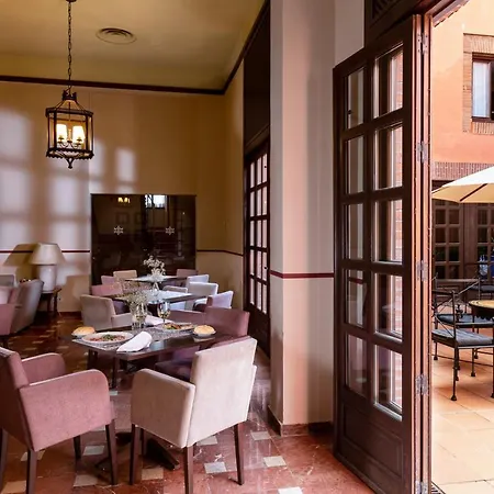 Hotel De