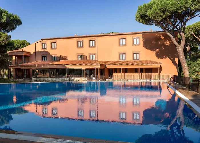 帕拉多托德斯拉斯酒店 4*